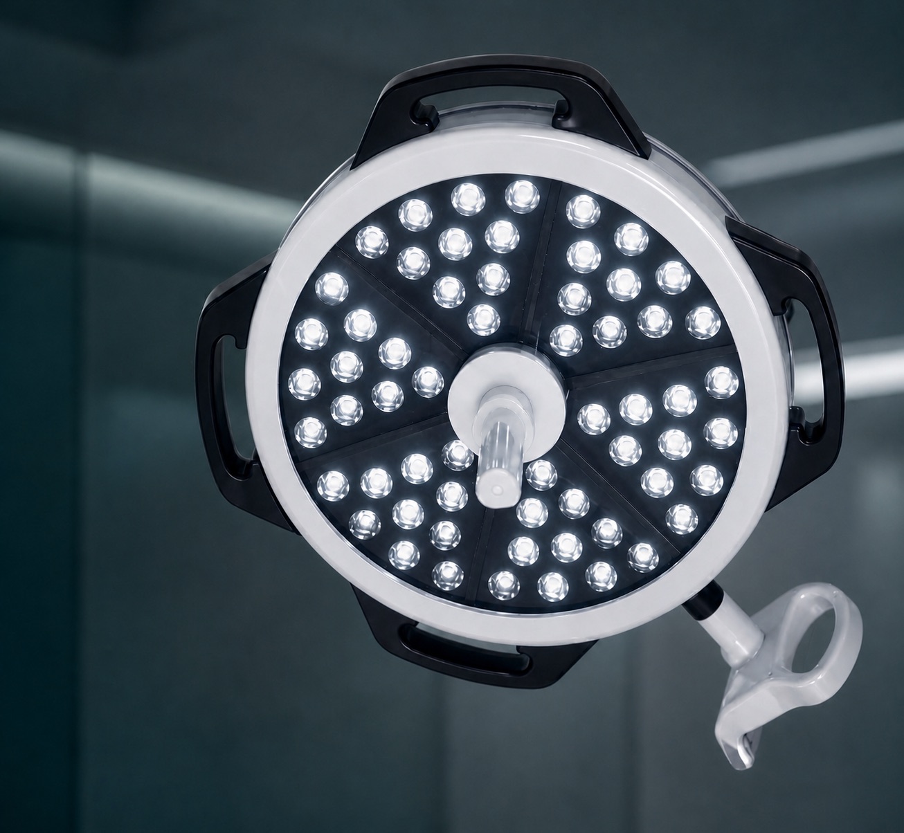 Illuminated Lumax 60 surgical light head with 60 individually lensed LEDs